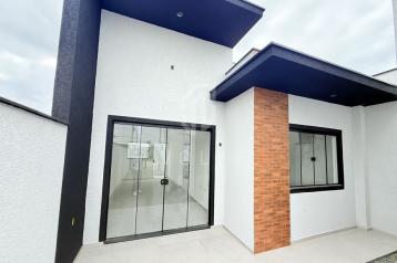 JD1622 - Casa Geminada com Ótima Localização em Rua Pavimentada