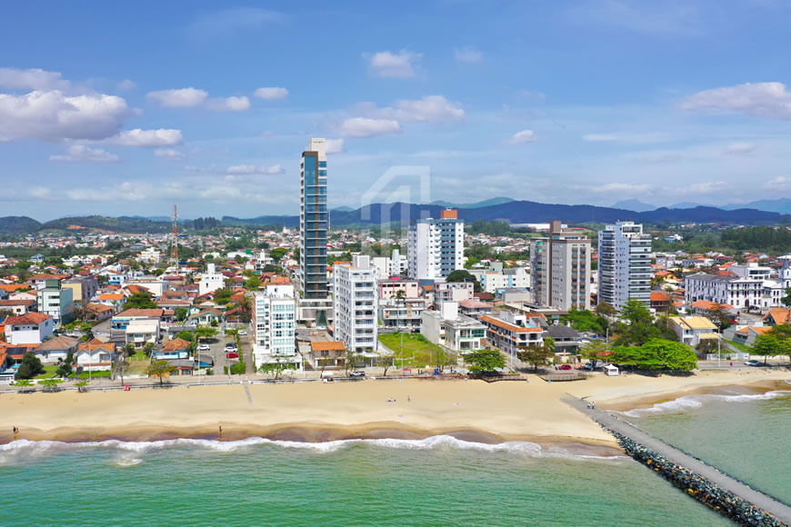 JD1019 - Apartamentos a 140 metros da Praia no Centro 