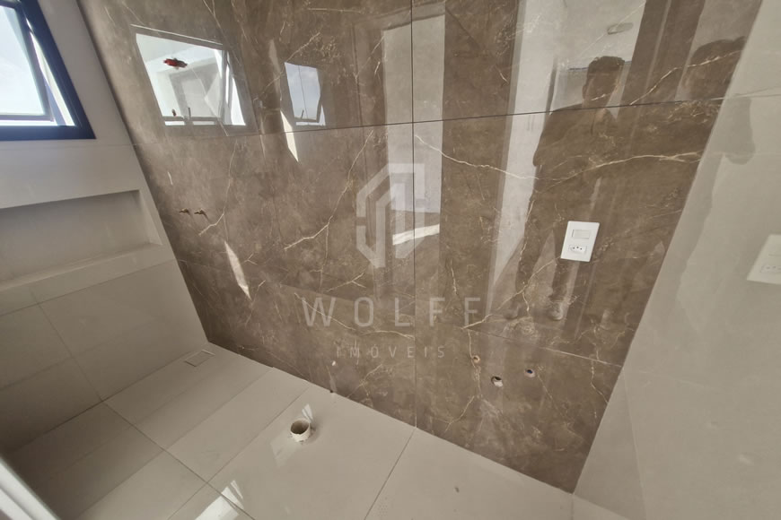 JD1048 - Sobrado Geminado com Ótimo Padrão de Acabamento