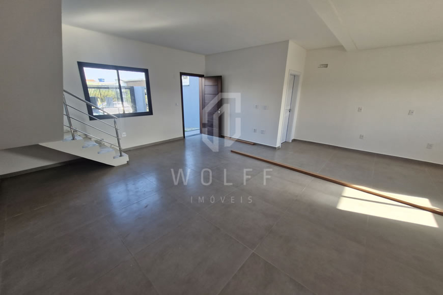 JD1048 - Sobrado Geminado com Ótimo Padrão de Acabamento