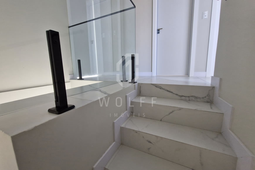 JD1068 - Nápoli - Sobrado de Alto Padrão com Piscina