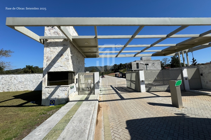 JD1142 - Lotes Residenciais em Condomínio Fechado