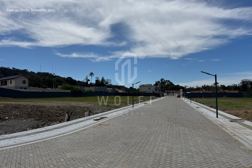 JD1142 - Lotes Residenciais em Condomínio Fechado