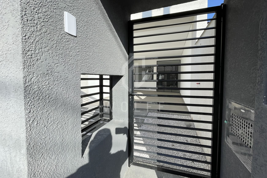 JD1143 - Sobrado com Fachada Moderna