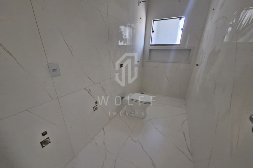 JD1154 - Genebra - Sobrado Geminado com Área de Fundos