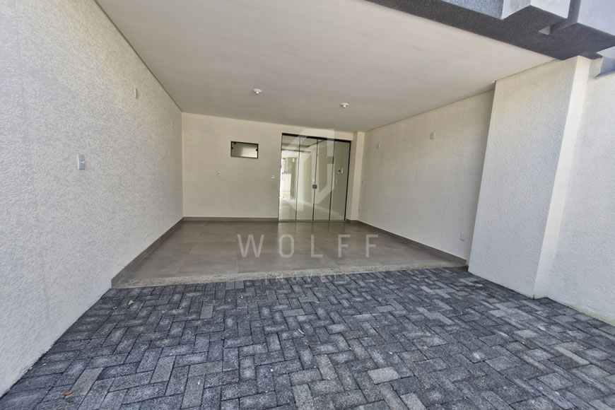 JD1154 - Genebra - Sobrado Geminado com Área de Fundos