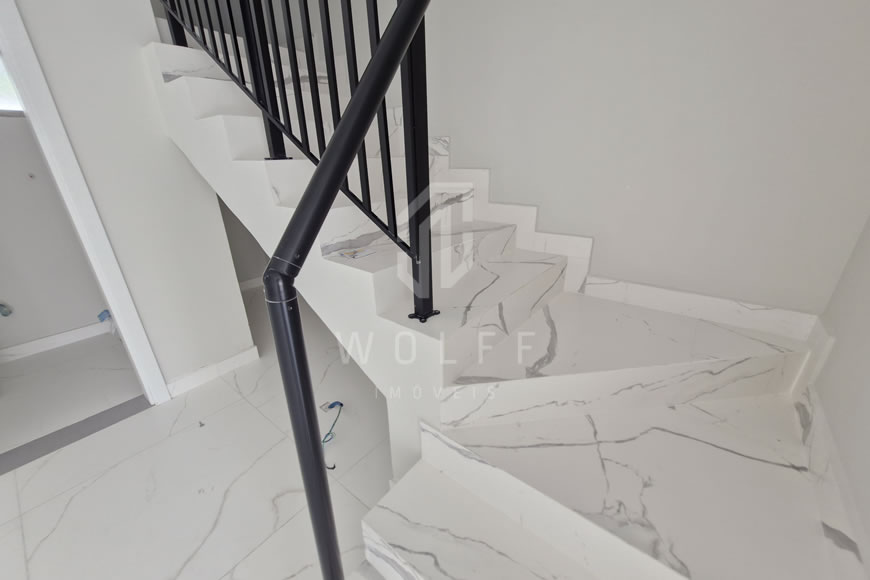 JD1154 - Genebra - Sobrado Geminado com Área de Fundos