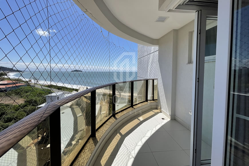 JD1192 - Cobertura Duplex Mobiliada Pé na Areia