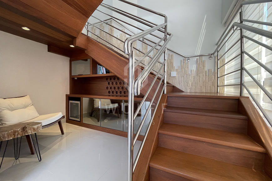 JD1192 - Cobertura Duplex Mobiliada Pé na Areia