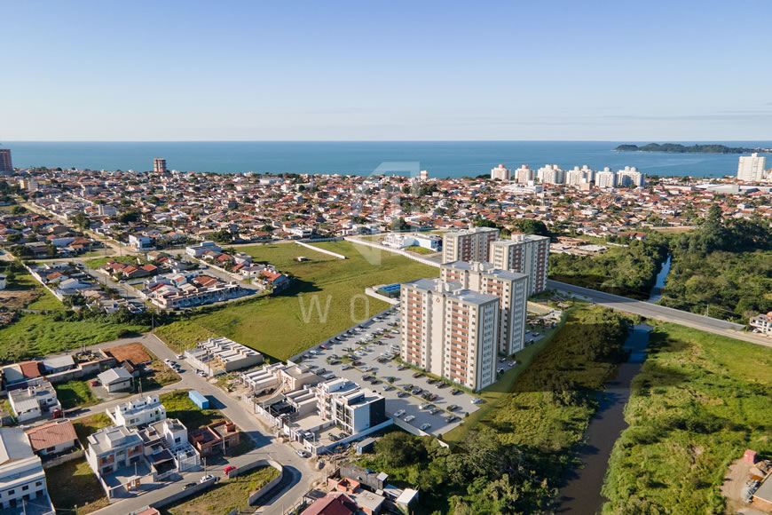 JD1198 - Apartamentos em Home Club Completo