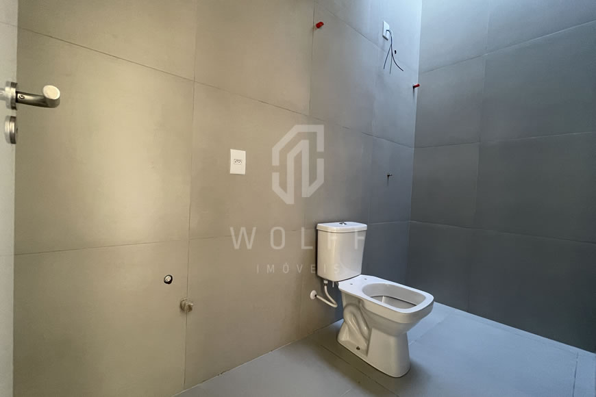 JD1212 - Sobrado Geminado com Piscina