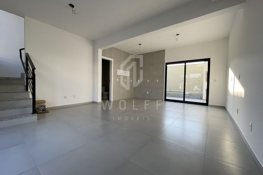 JD1212 - Sobrado Geminado com Piscina