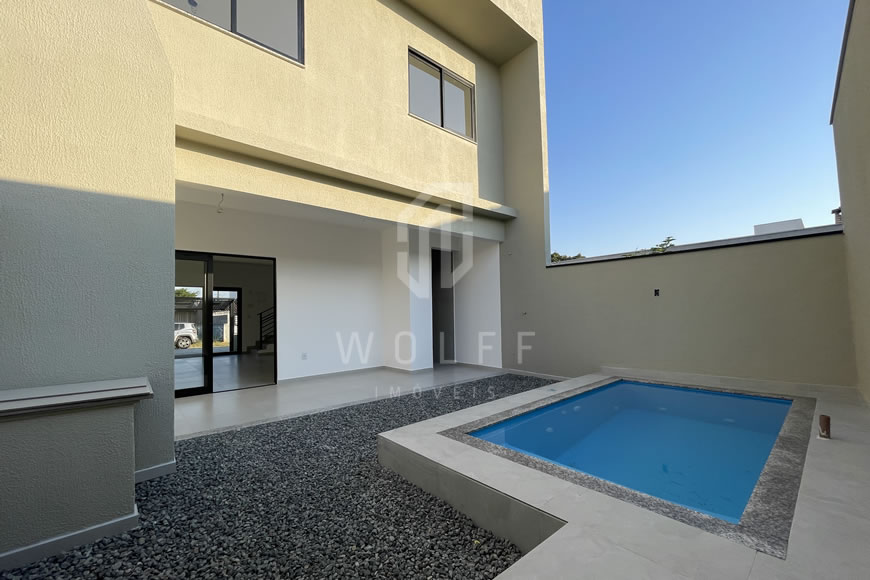 JD1212 - Sobrado Geminado com Piscina