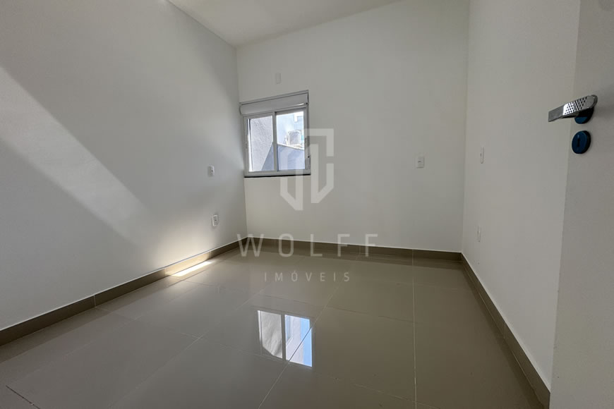 JD1231 - Casa com Projeto Diferenciado e Ótimo Padrão de Acabamento