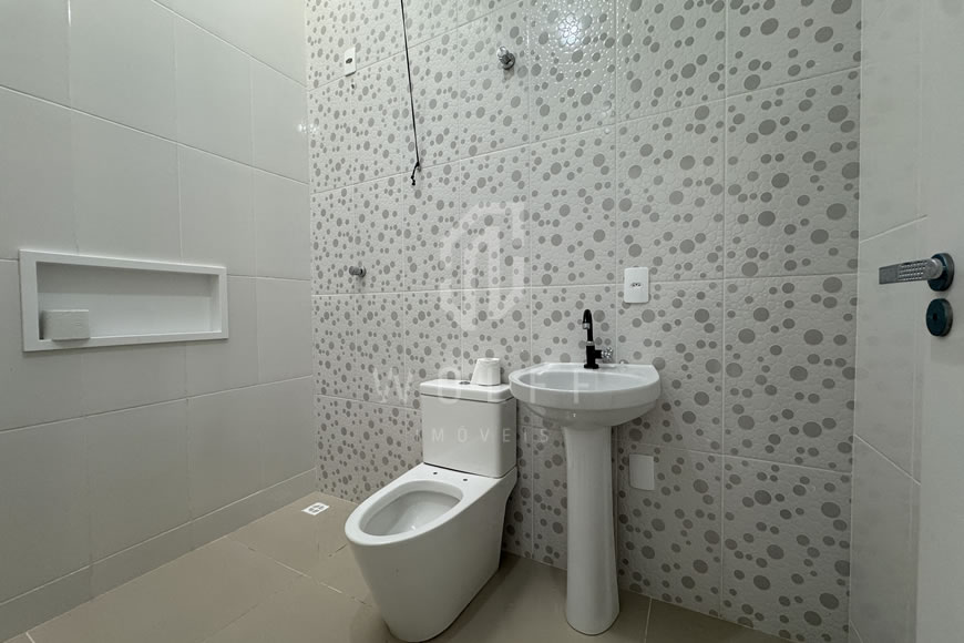 JD1231 - Casa com Projeto Diferenciado e Ótimo Padrão de Acabamento