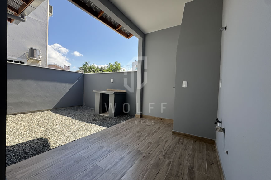 JD1231 - Casa com Projeto Diferenciado e Ótimo Padrão de Acabamento