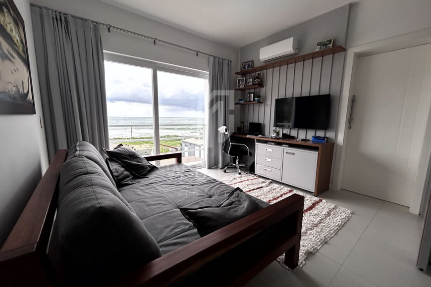 JD1242 - Sobrado Semi-mobiliado com Linda Vista Mar