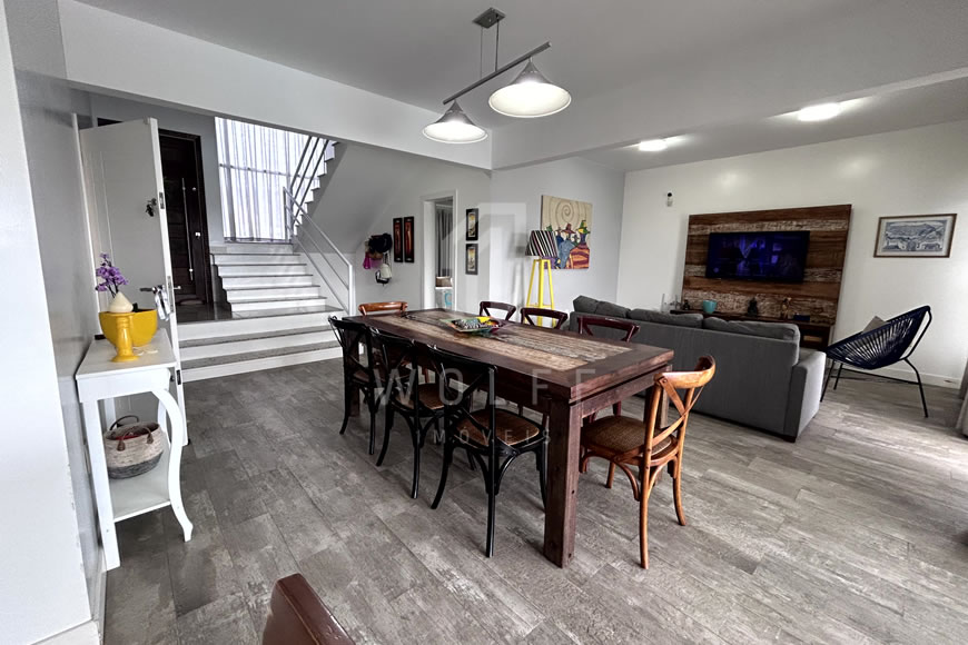 JD1242 - Sobrado Semi-mobiliado com Linda Vista Mar