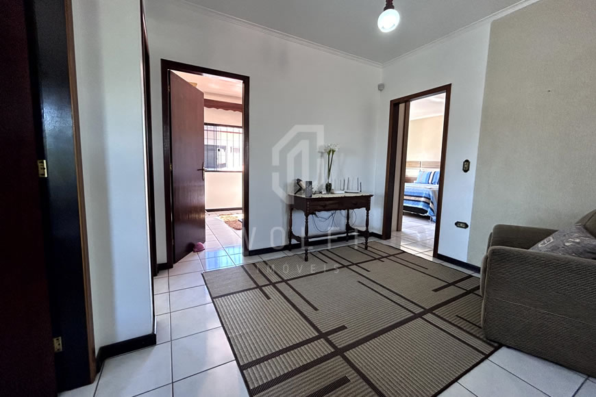 JD1248 - Casa semi-mobiliada no Centro