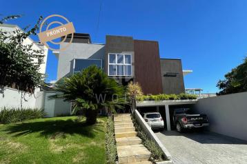 JD1265 - Sobrado com Piscina no Centro