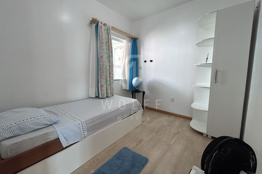 JD1288 - Sobrado Mobiliado Frente Mar