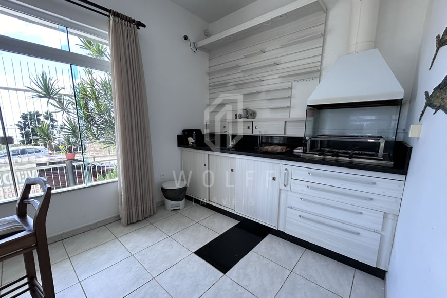 JD1288 - Sobrado Mobiliado Frente Mar