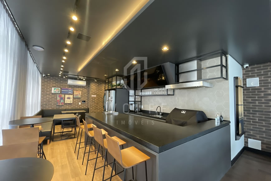 JD1308 - Apartamento mobiliado de frente para o mar