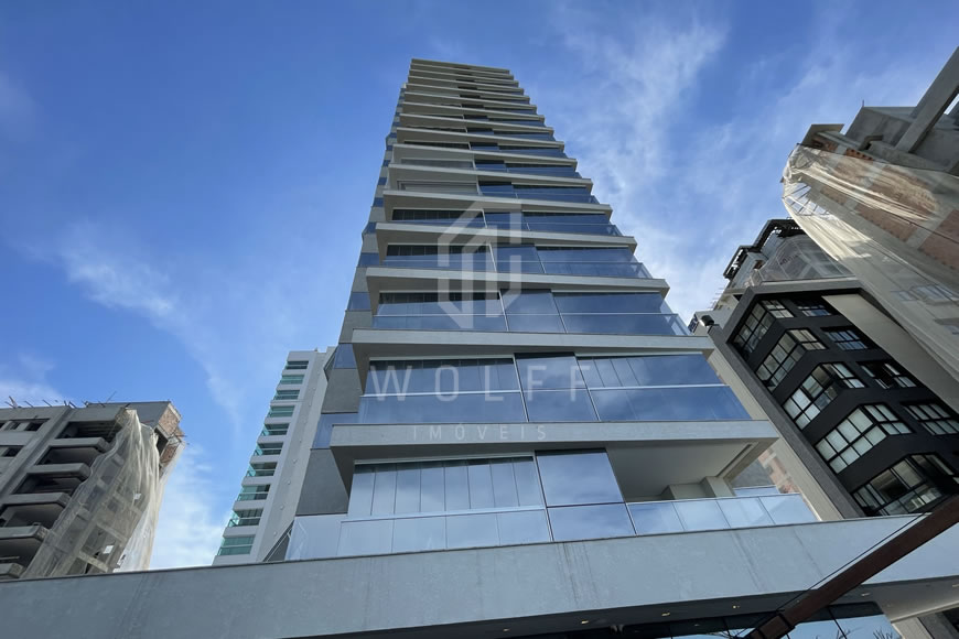 JD1308 - Apartamento mobiliado de frente para o mar