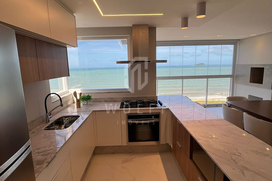 JD1308 - Apartamento mobiliado de frente para o mar