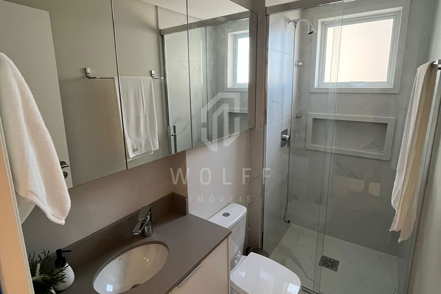 JD1308 - Apartamento mobiliado de frente para o mar