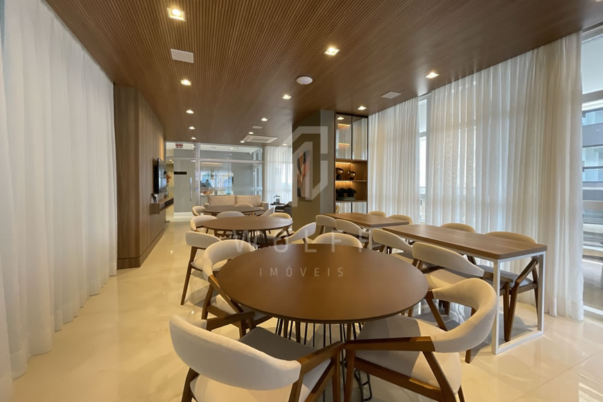 JD1308 - Apartamento mobiliado de frente para o mar