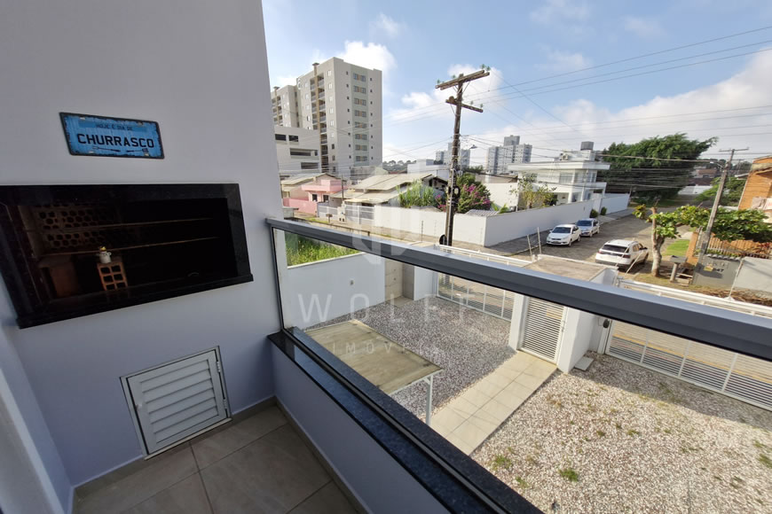 JD1320 - Apartamento com Área Externa