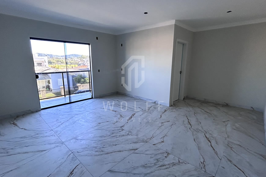 JD1329 - Sobrado Geminado com Piscina no Centro 