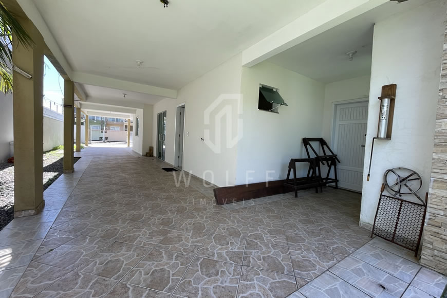 JD1331 - Sobrado a apenas 70m do mar  