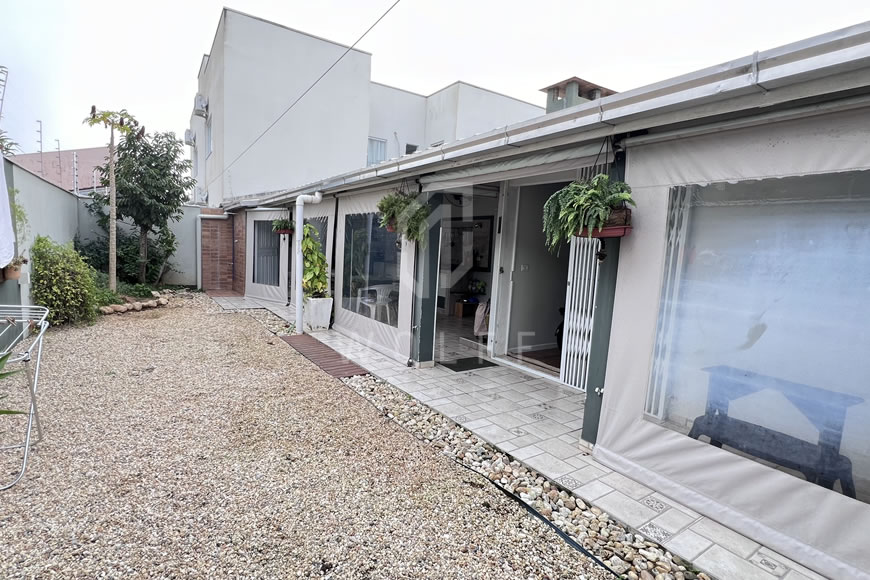 JD1336 - Casa Mobiliada no Bairro Itacolomi