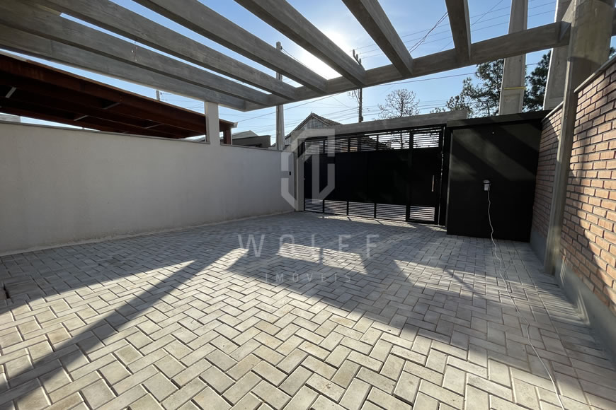 JD1342 - Sobrado Geminado com Excelente Espaço para festas 