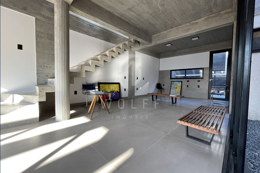 JD1342 - Sobrado Geminado com Excelente Espaço para festas 