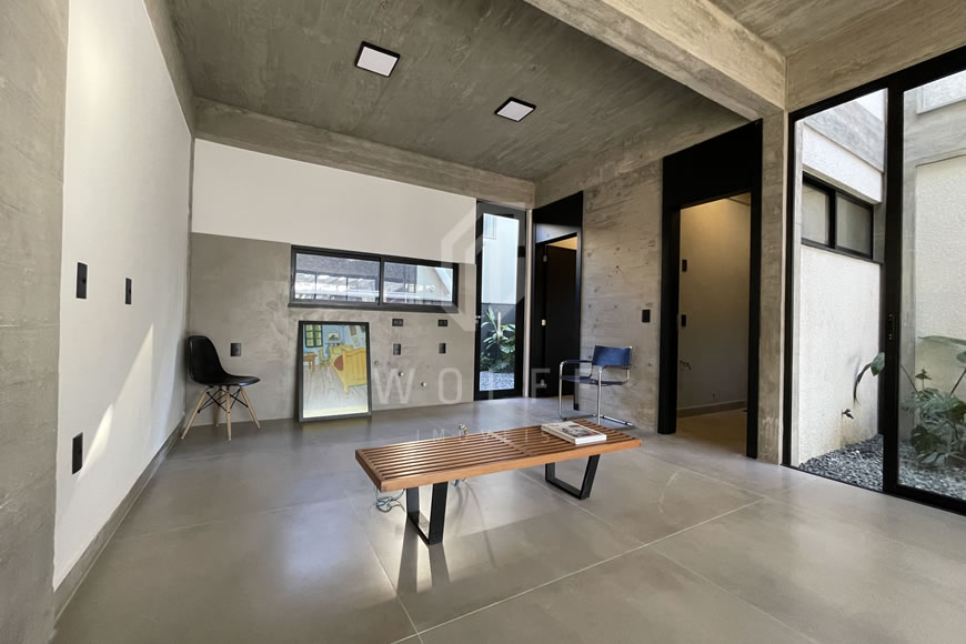 JD1342 - Sobrado Geminado com Excelente Espaço para festas 