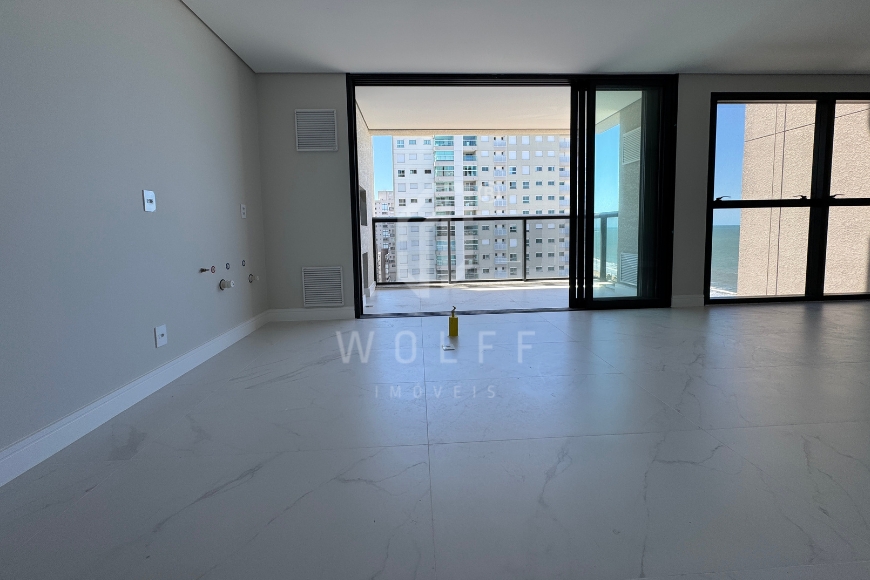 JD1355 - Apartamento Sofisticado com Vista para o Mar