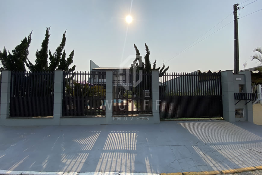 JD1377 - Sobrado Mobiliado com Piscina