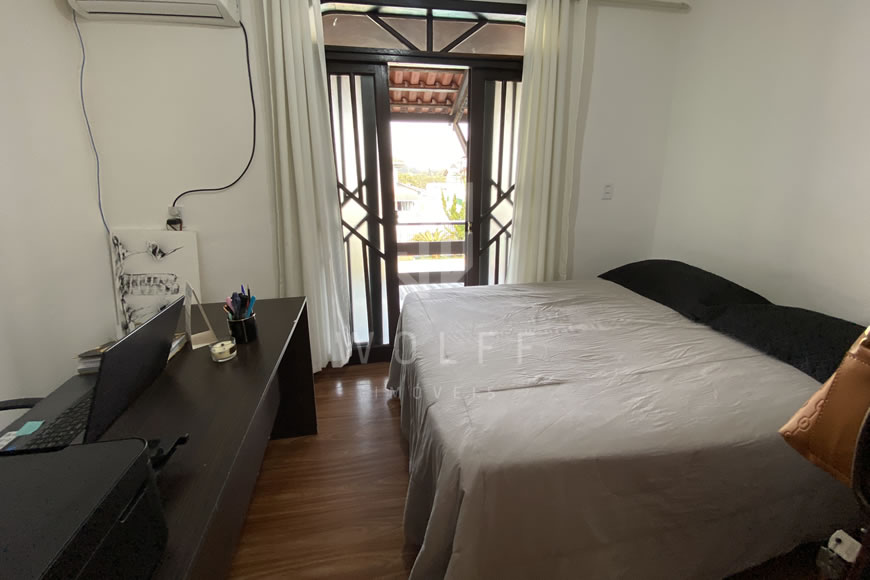 JD1377 - Sobrado Mobiliado com Piscina