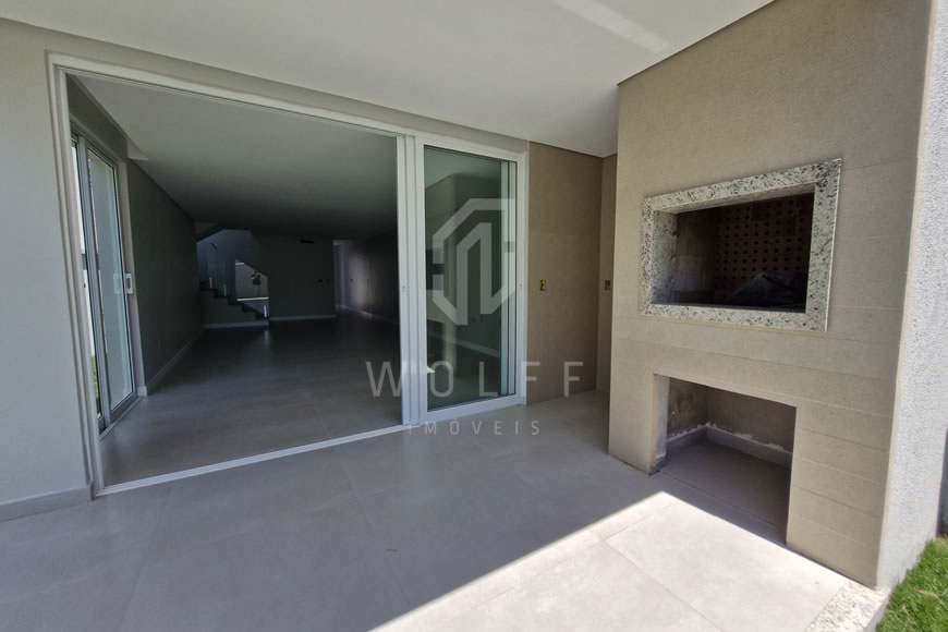 JD1387 - Sobrado Geminado a 200m da Praia em Itajuba 