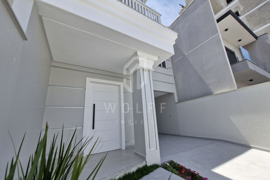 JD1387 - Sobrado Geminado a 200m da Praia em Itajuba 