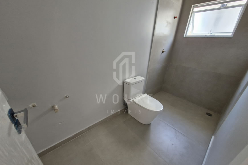 JD1387 - Sobrado Geminado a 200m da Praia em Itajuba 