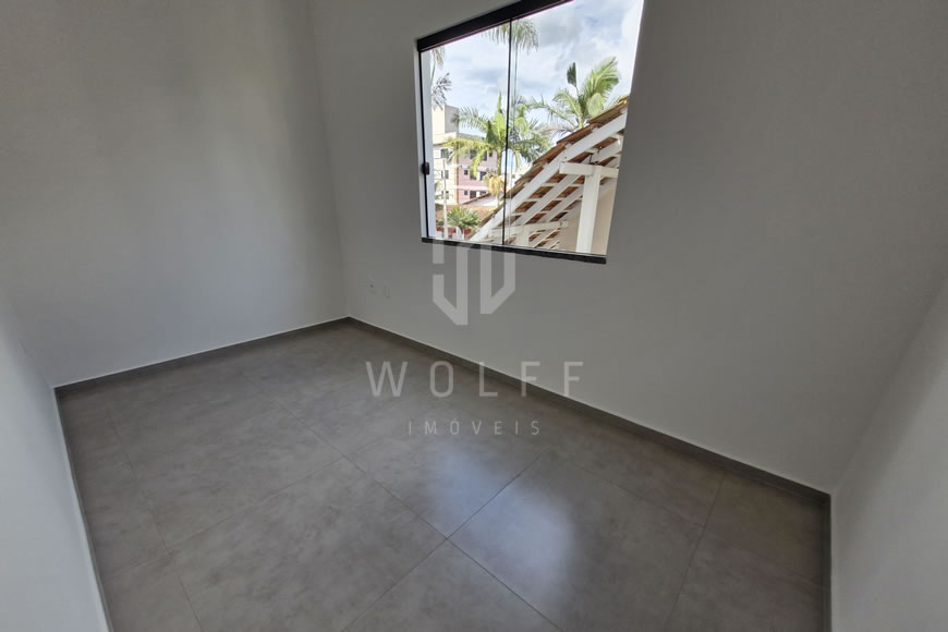 JD1391 - Sobrado Geminado a 350m da Praia