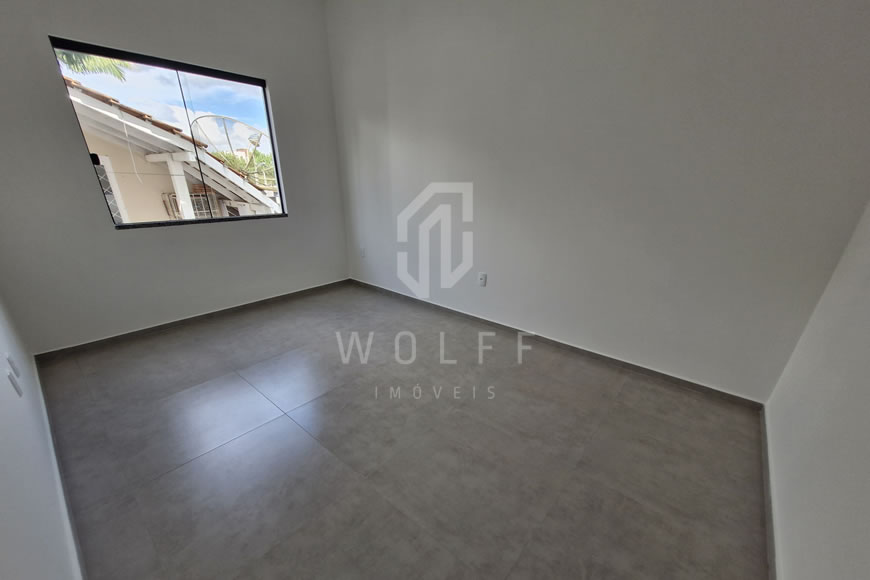 JD1391 - Sobrado Geminado a 350m da Praia