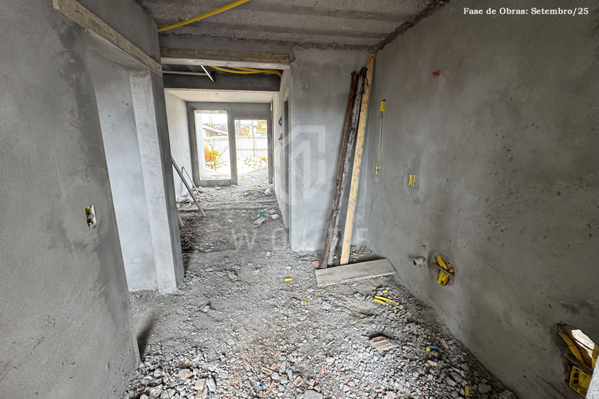 JD1401 - Sobrado Geminado com Ótimo Padrão de Acabamento