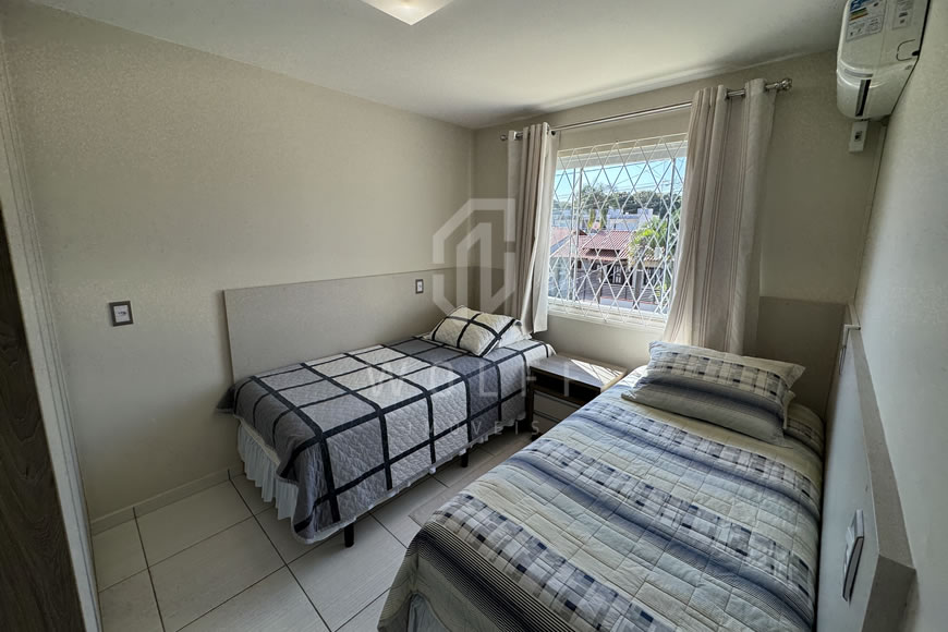 JD1405 - Sobrado Geminado Mobiliado com 03 Dormitórios