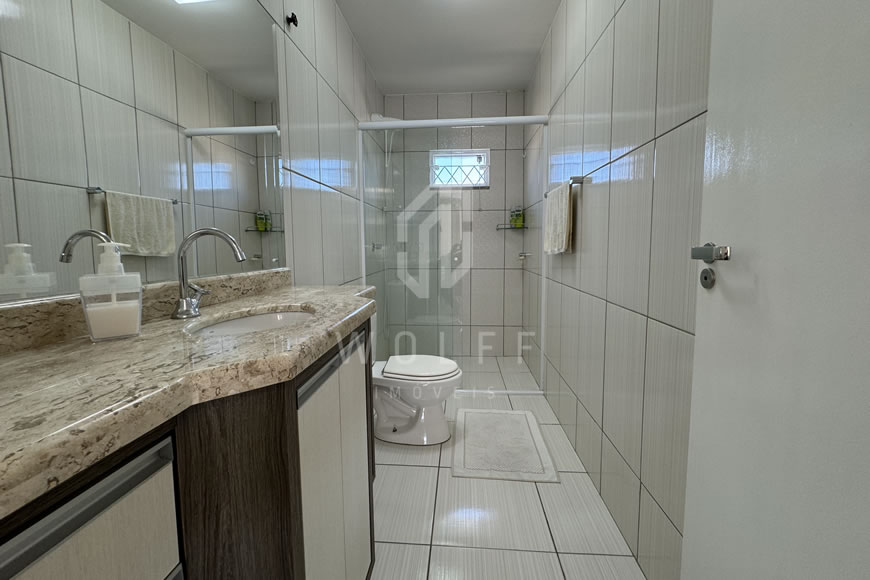 JD1405 - Sobrado Geminado Mobiliado com 03 Dormitórios