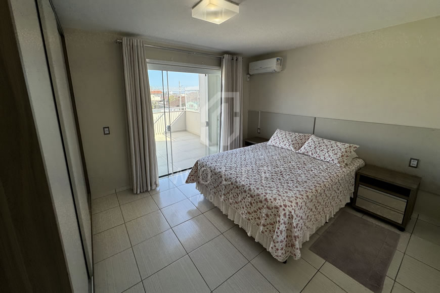 JD1405 - Sobrado Geminado Mobiliado com 03 Dormitórios